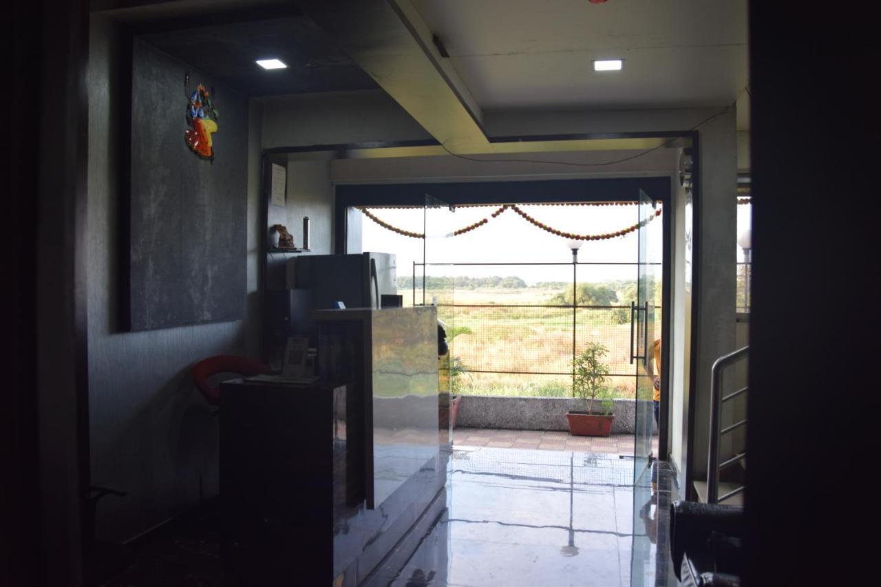 ת'יין Hotel Riviera Residency מראה חיצוני תמונה