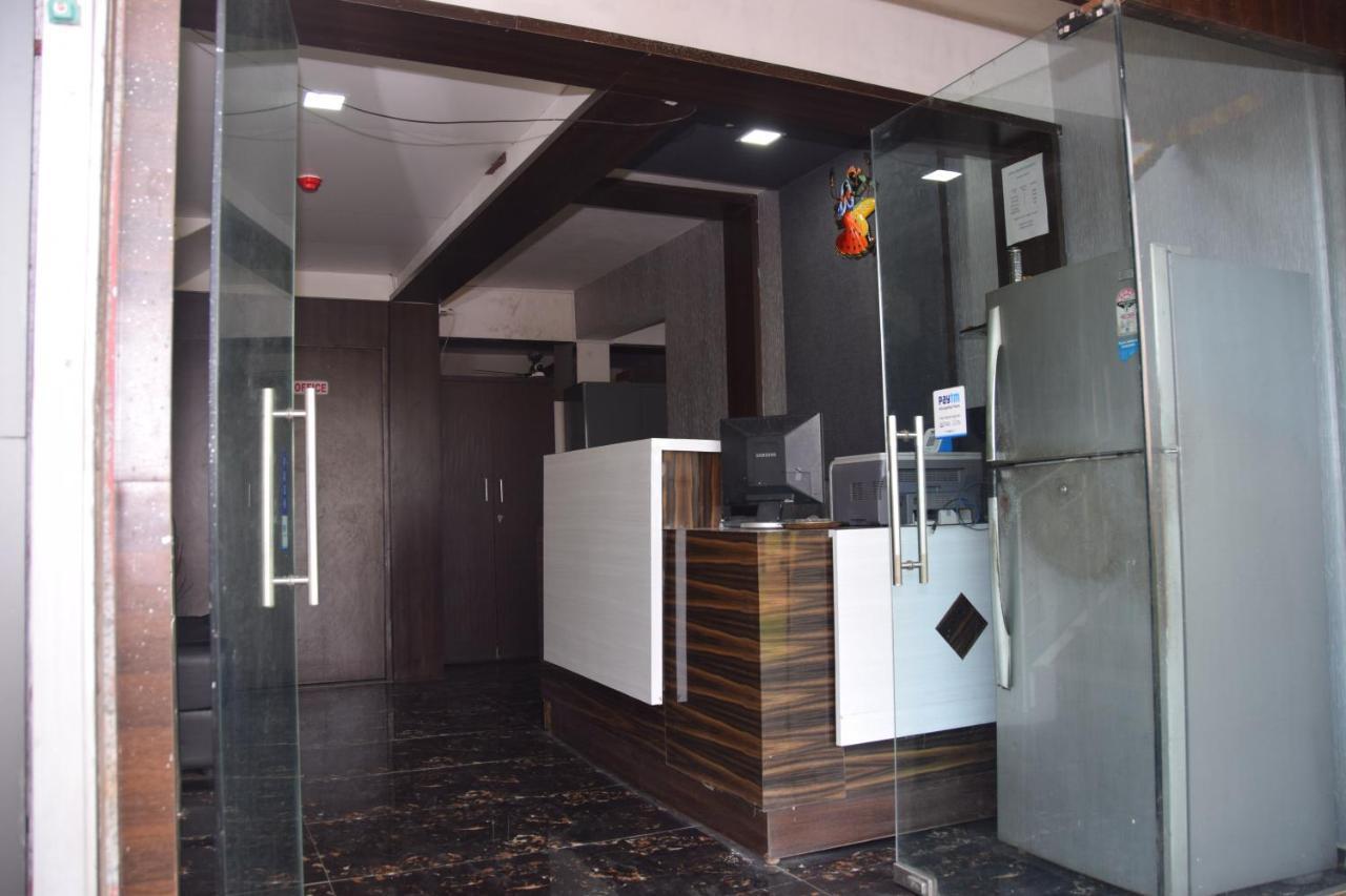 ת'יין Hotel Riviera Residency מראה חיצוני תמונה